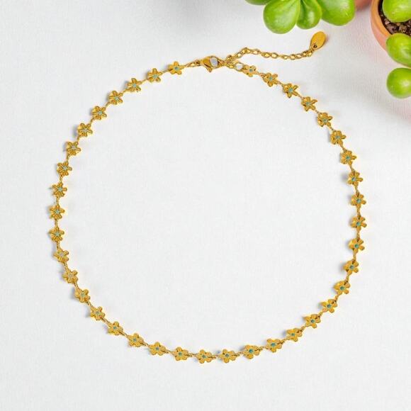 18K Gold Plated Daisy Choker - Non-Tarnish - Picture 3 of 9